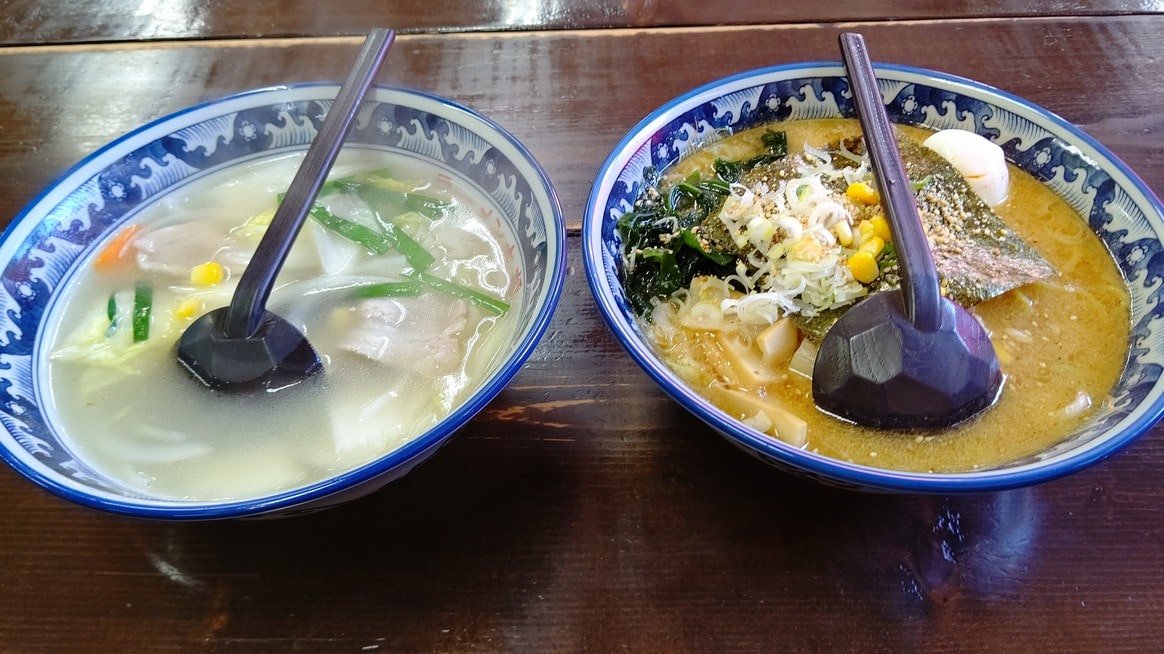 肉味噌ラーメン、野菜スープ